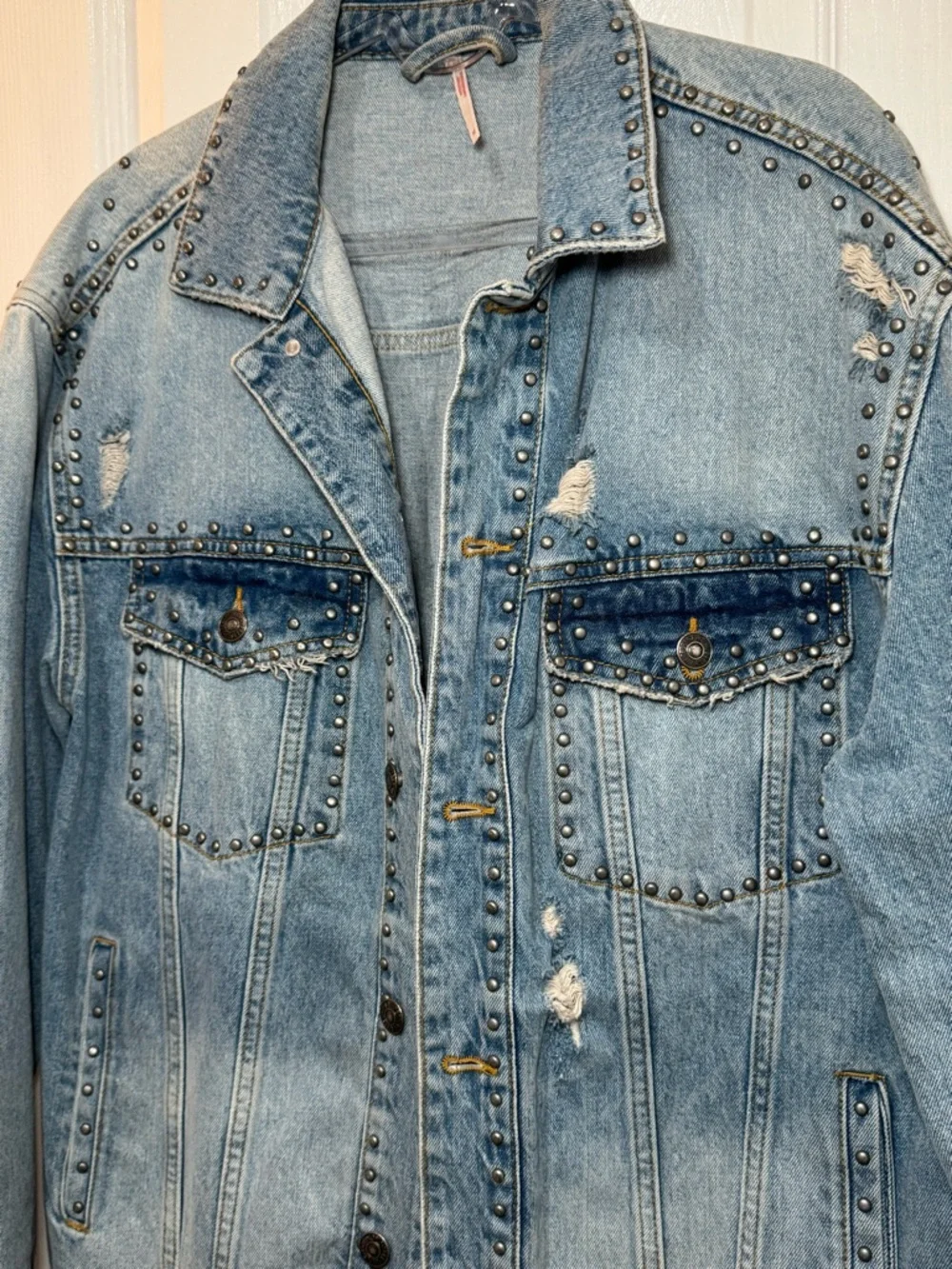 *RARE* Free People Studded Distressed embellished, Jean/denim jacket - Picture 4 of 9